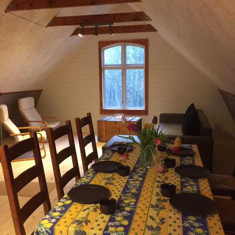 Farm Stay Happy Dogs Ranch Veberod Номер фото