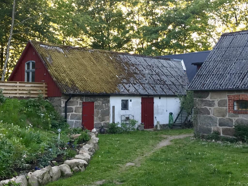 Farm Stay Happy Dogs Ranch Veberod Экстерьер фото